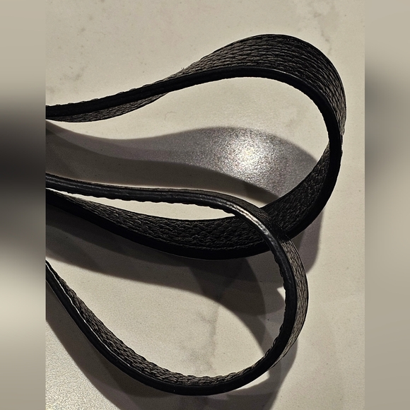 Cuyana small tote black - Picture 4 of 16